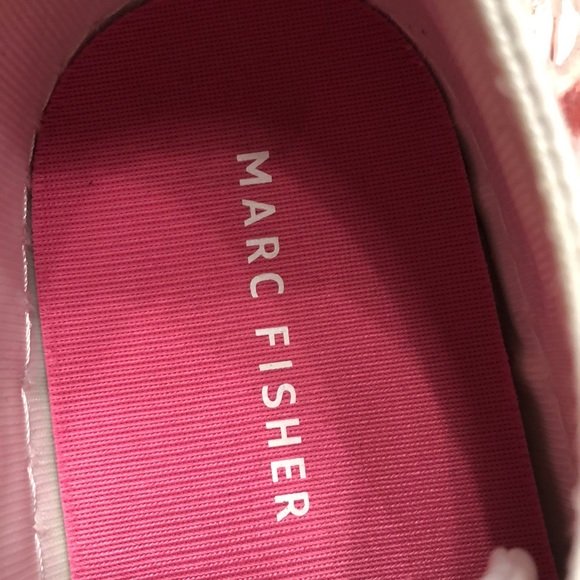 Marc fisher sneakers size 7 white and pink color - Picture 7 of 10